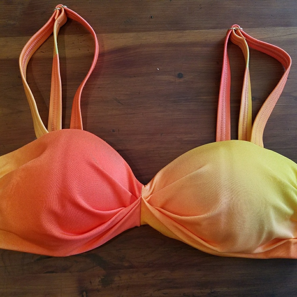 H&M bikini top